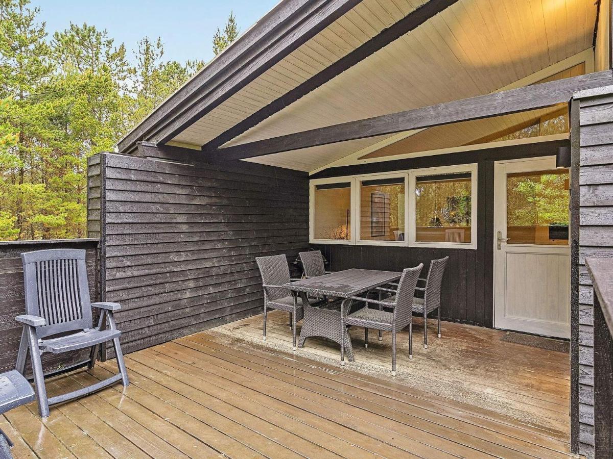 8 Person Holiday Home In R M Kongsmark Exteriör bild