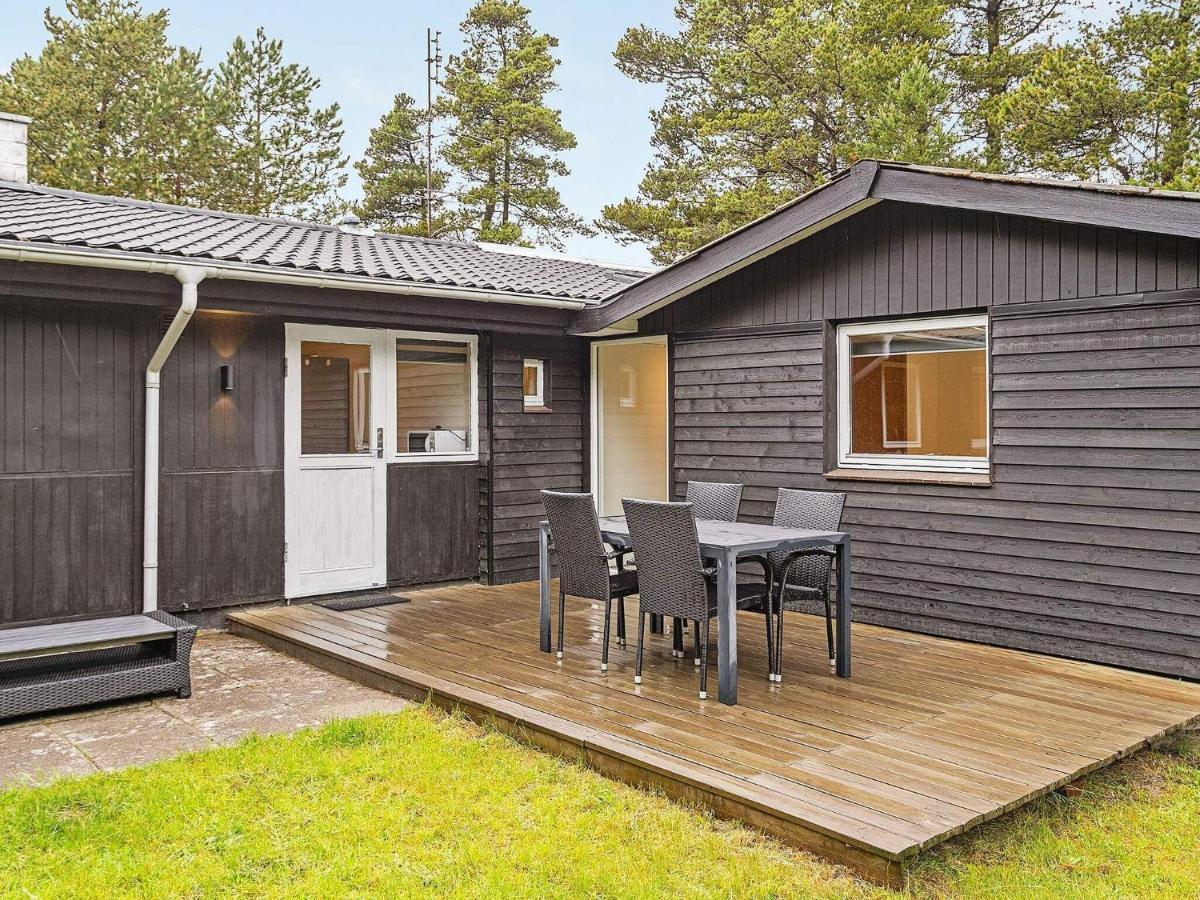 8 Person Holiday Home In R M Kongsmark Exteriör bild