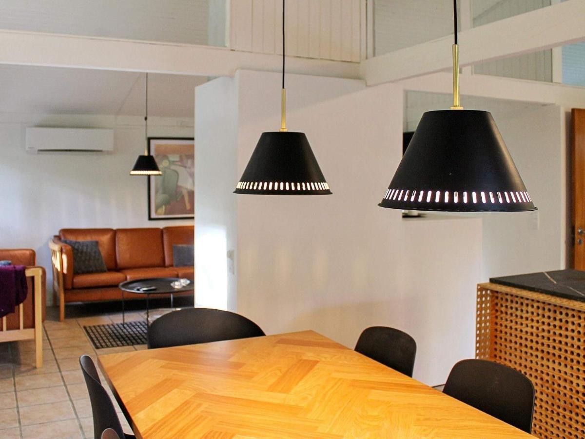 8 Person Holiday Home In R M Kongsmark Exteriör bild